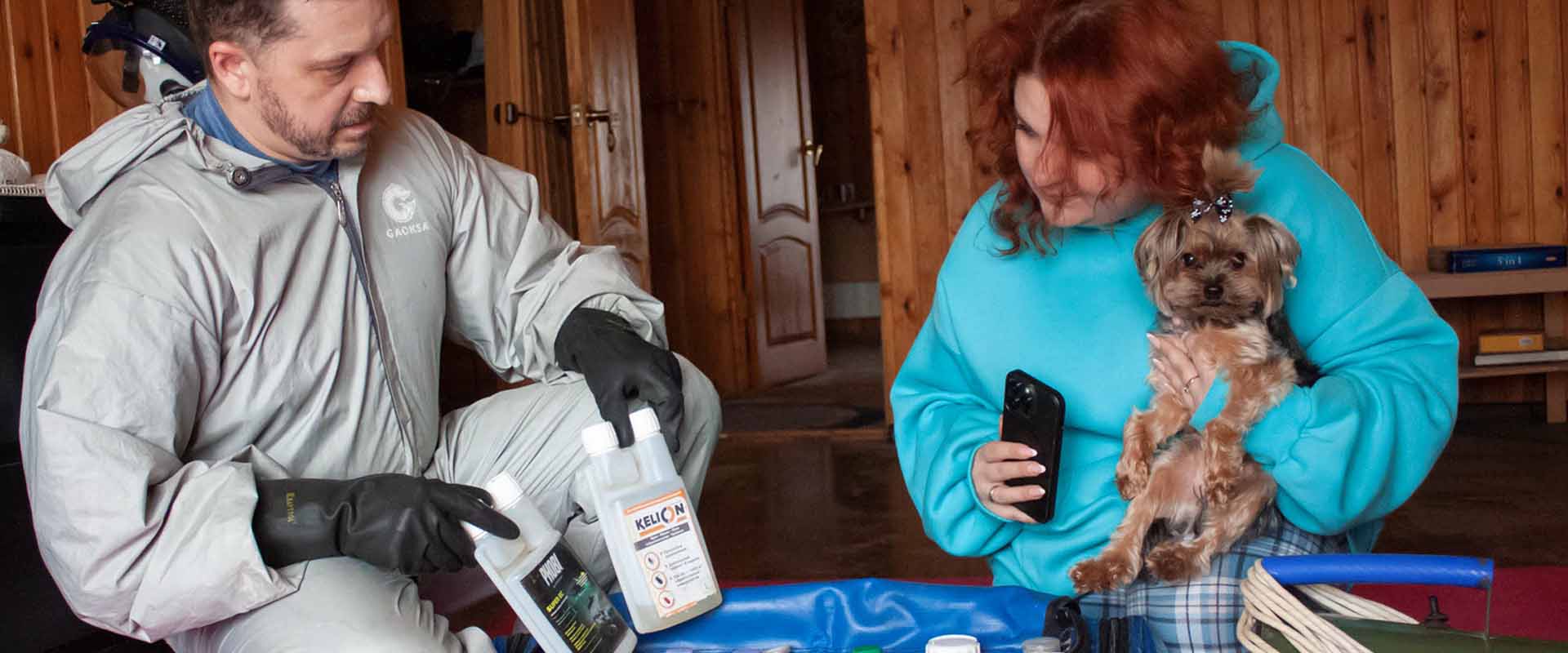 фото: Уничтожение блох в помещениях, домах и квартирах по рабочем поселке Московской области Томилино и области.